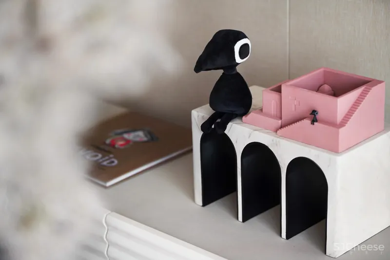 LESTYLE 乐尚设计:254㎡艺术住宅,家的鎏金光影!