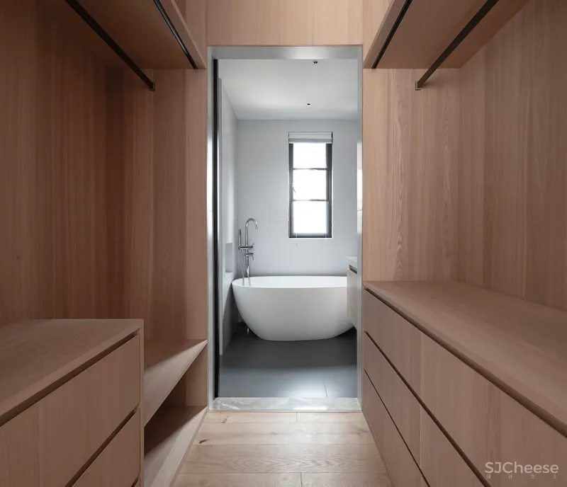 220㎡顶楼复式,精致木质感,舒适而自然!