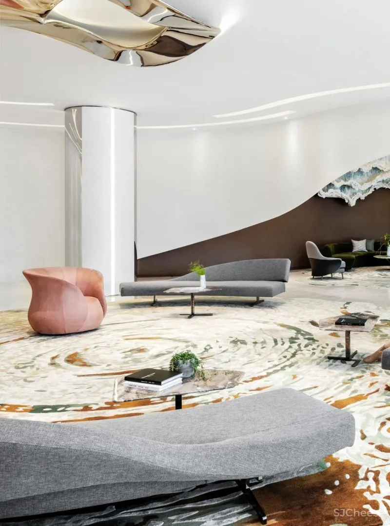 刘荣禄 中融蓝城·Co.C生活艺术馆,穿行宇宙的星际航母