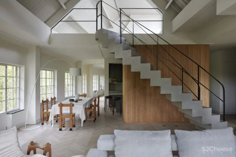 Framework Studio 精致的历史感