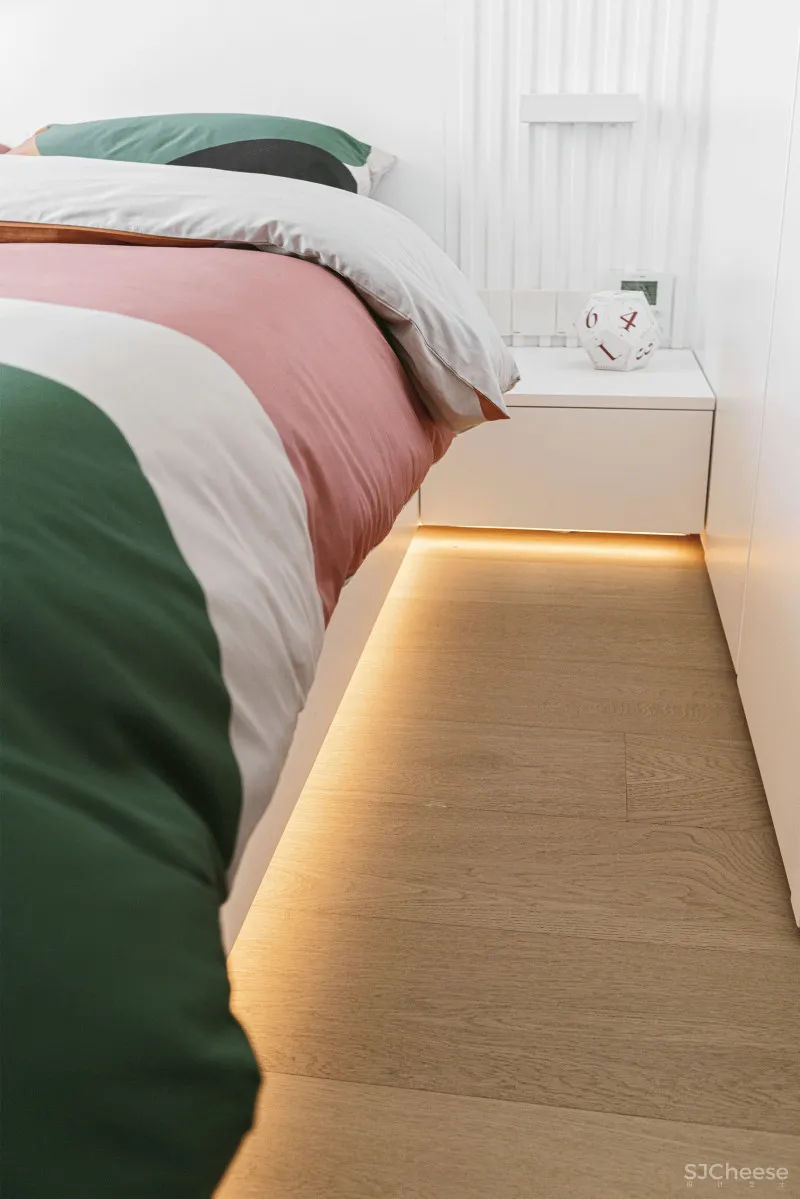 130㎡纯白居所，温度正好的理性极简