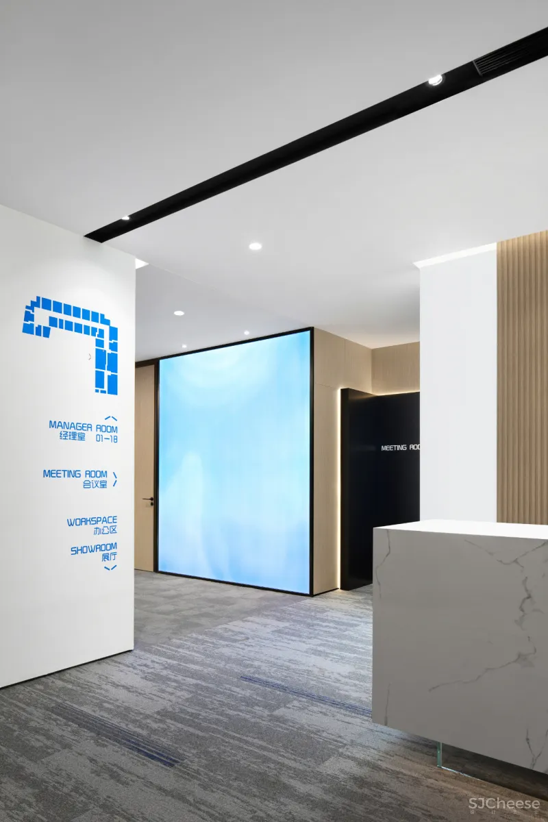 知白设计 × 餐盟严选:盒中绿意,21棵树的办公空间