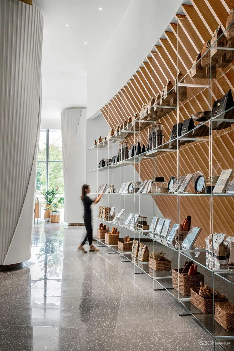 打造出令人充满探索欲的游逛空间体验