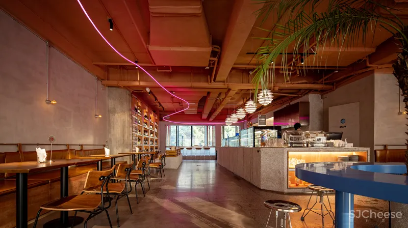 【新作】LIP 餐吧