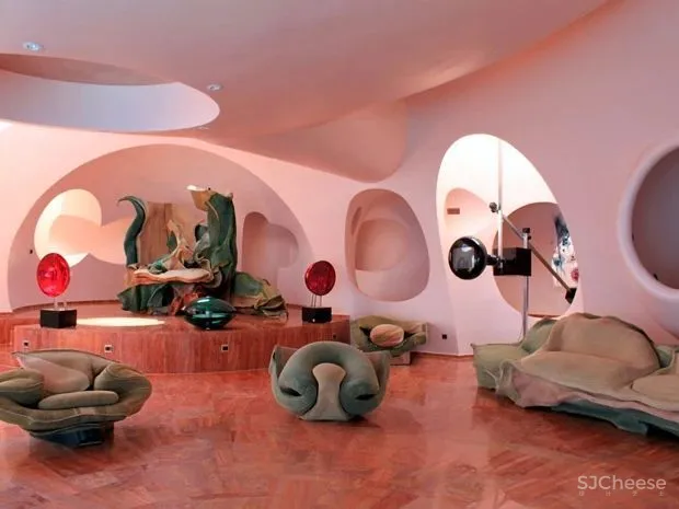 设计太超前?皮尔卡丹售价30亿的泡泡屋,卖了6年无人问津