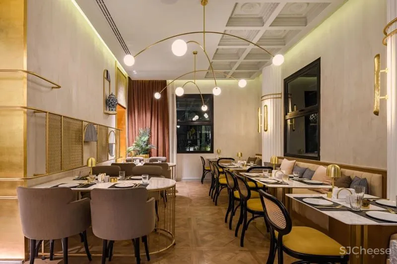 Alchemy新作 古铜色餐厅设计