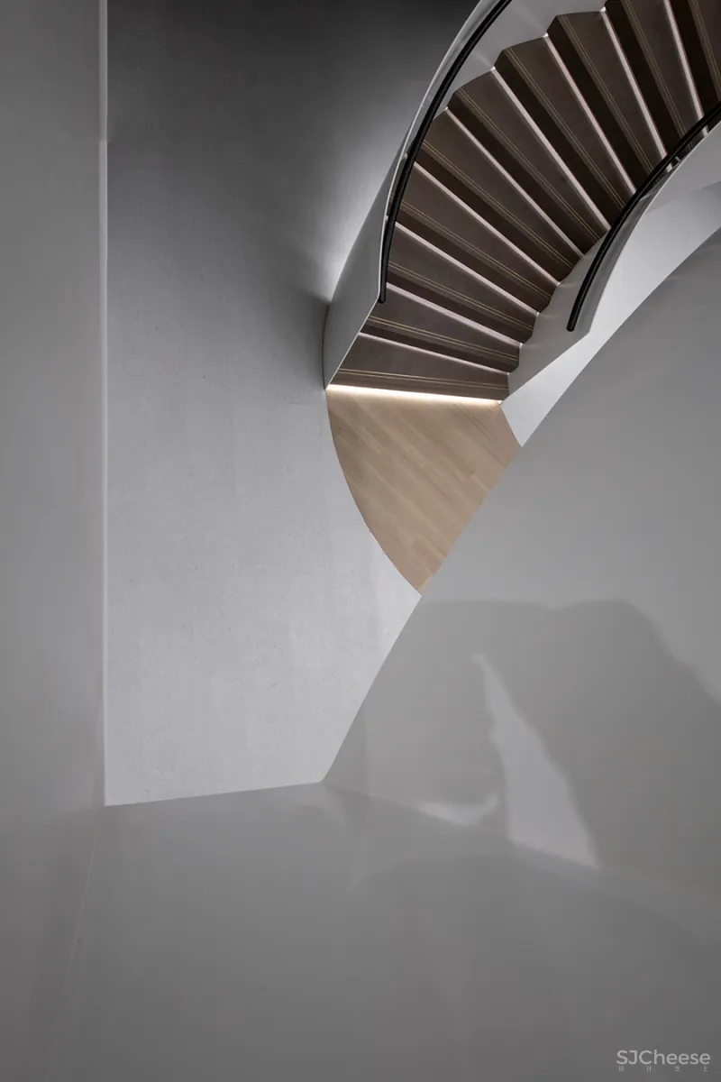 谢天 • 天梯景观|出繁入简,化情与理