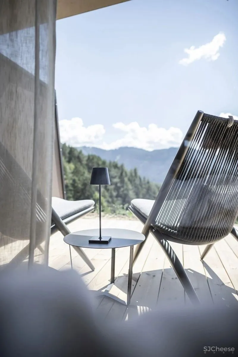 noa 新作 意大利依山而建 谷仓下的Gfell酒店