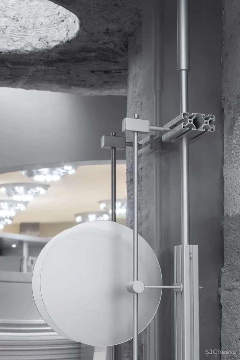 Some Thoughts 李京泽 蕉内深圳概念店,探索机械美学装置的趣味性