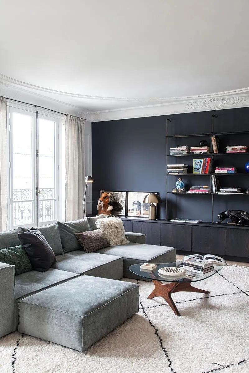 鲜明色彩对比,演绎全新法式空间