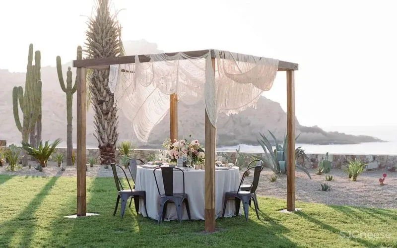 蒙太奇洛斯卡沃斯酒店