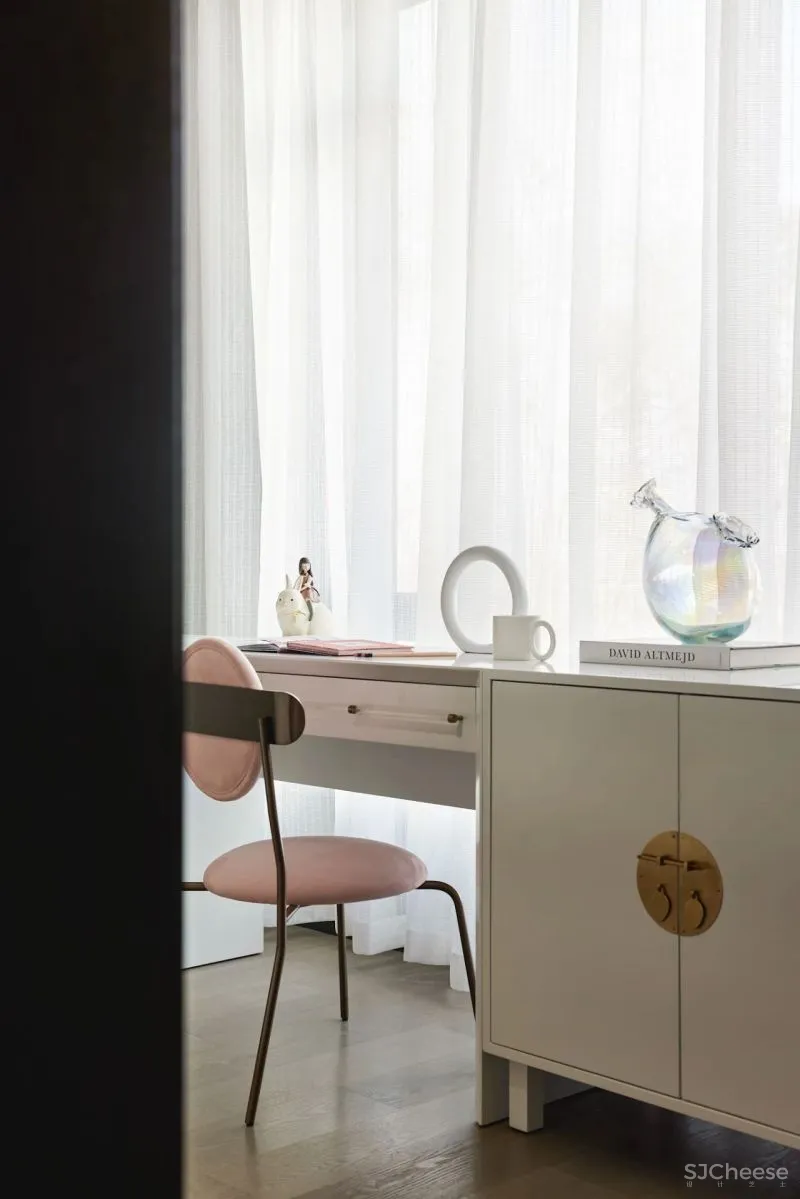 万有引力:超然精致格调,邂逅天色之美!