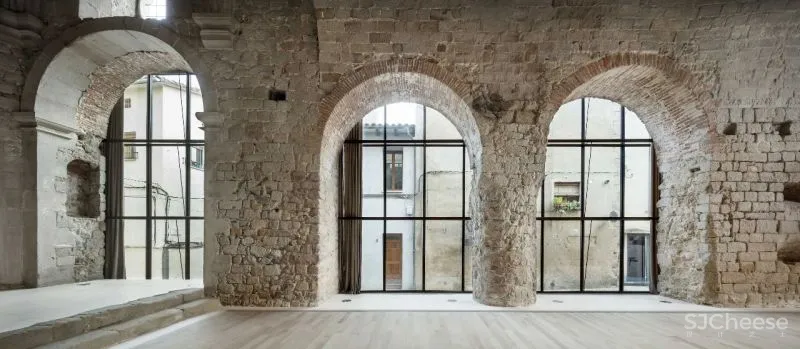 Carles Enrich 丨 设计，在建筑中沉淀