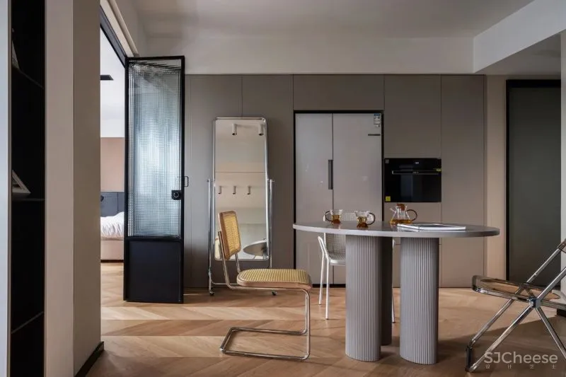 117㎡普通户型“重生”,4米大岛台、投影、收纳...美到认不出!