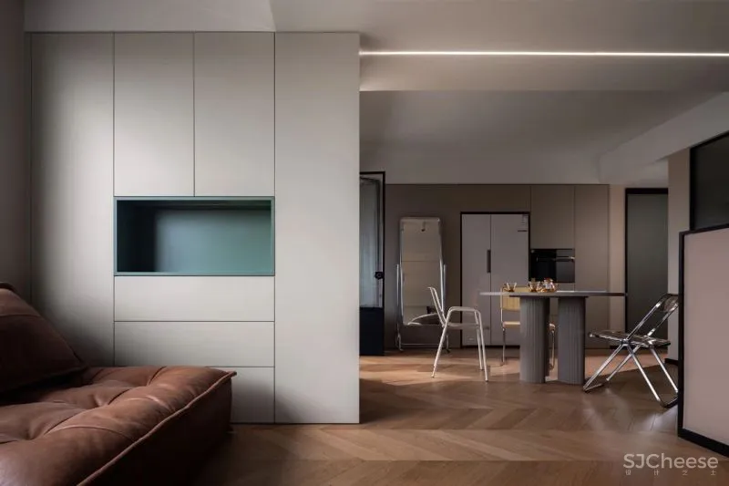 117㎡普通户型“重生”,4米大岛台、投影、收纳...美到认不出!