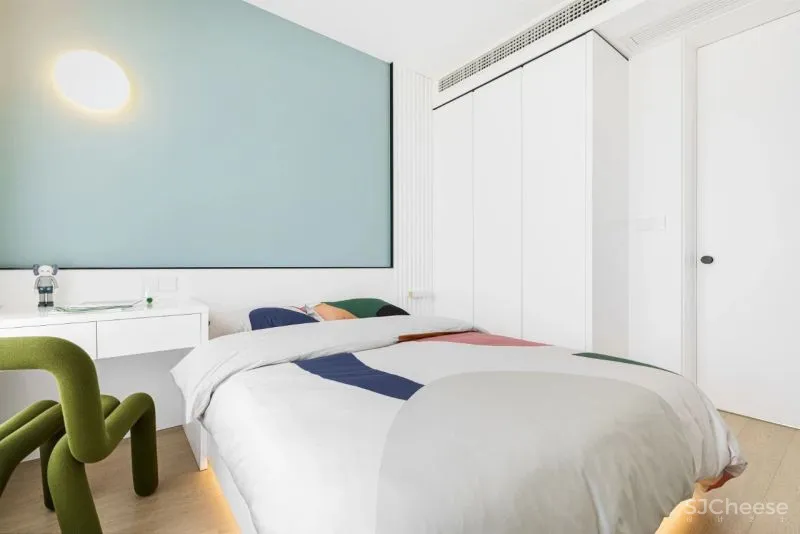 130㎡纯白居所，温度正好的理性极简