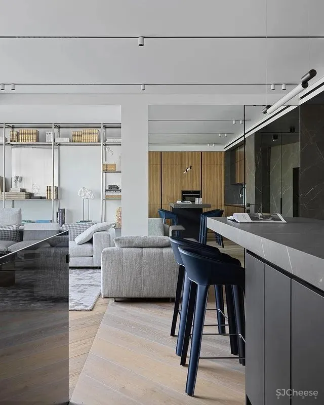 338m²顶层复式,艺术豪宅!