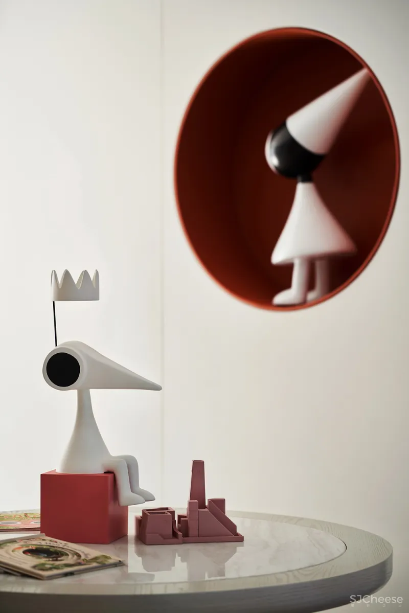 LESTYLE 乐尚设计:254㎡艺术住宅,家的鎏金光影!