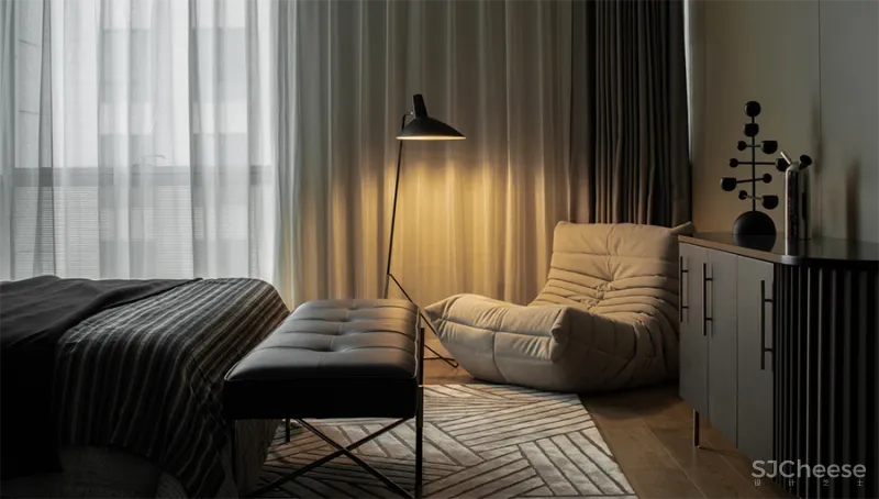 木维设计 • 王星|重色系独居私宅