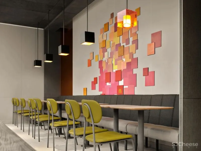 梁志天新作 麦当劳CUBE旗舰店