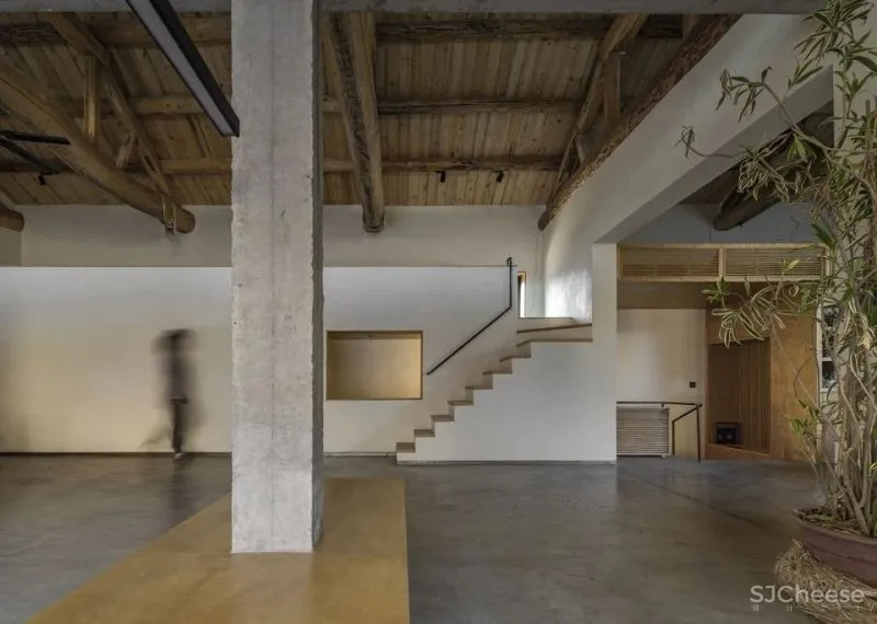 废弃合院的新生 右堤路佺宅,北京 KAI建筑工作室 SILOxDESIGN