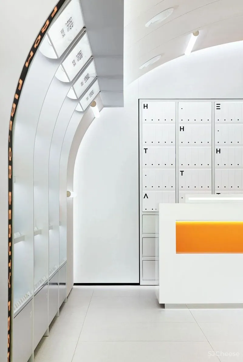 立品设计 H.E.A.T 喜燃南京体验店——“美妆情报局”