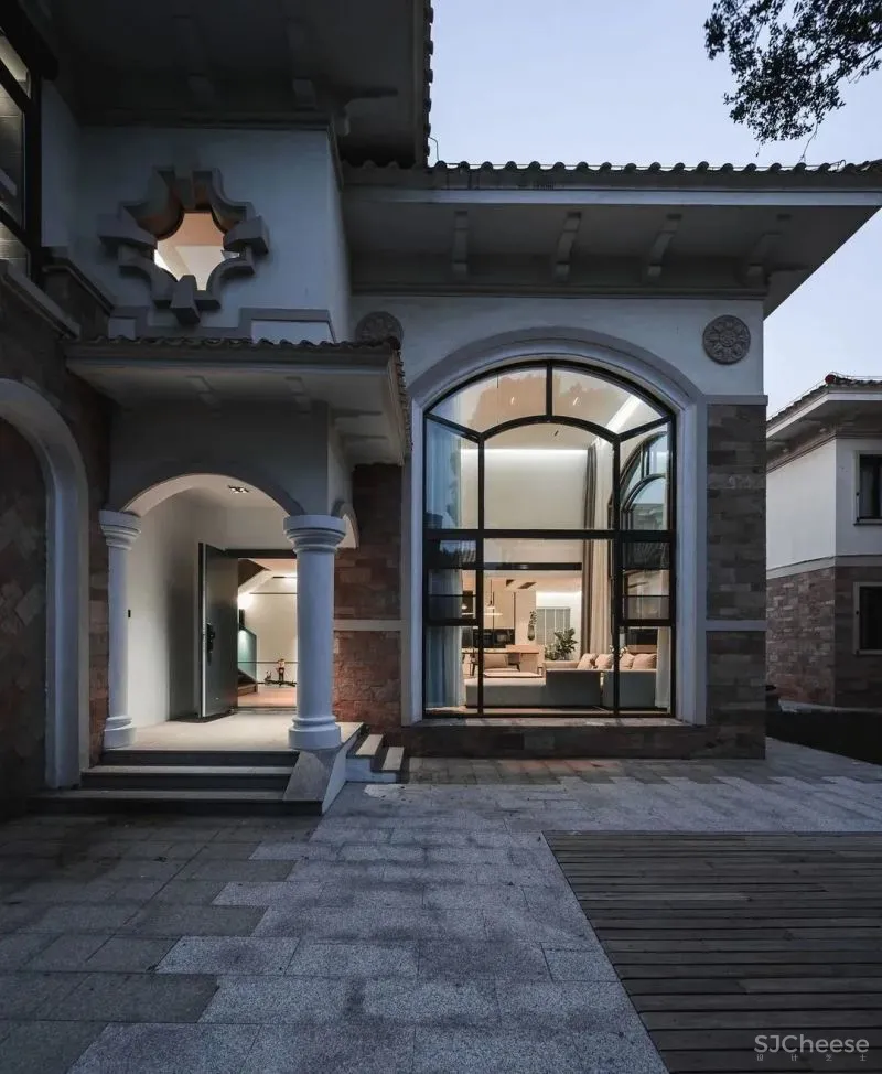 隔出玄关，打开客餐厅，环绕落地窗让家充满阳光 王中玮