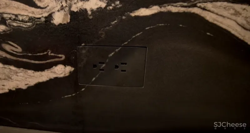 把细节做到极致奢华的四季顶层公寓，售价 2.5 亿！