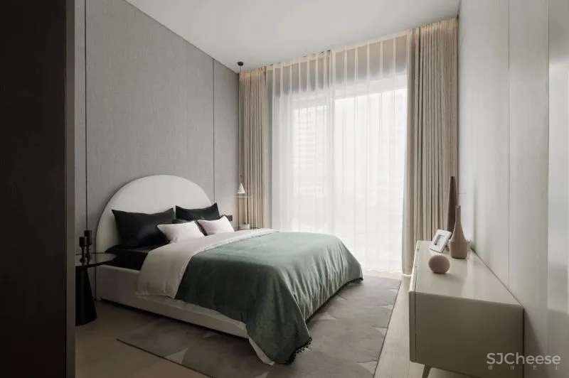 光魅 唐忠汉新作