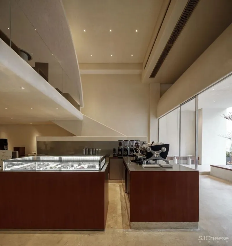 STORY ZOOMCAFE：神性的日常