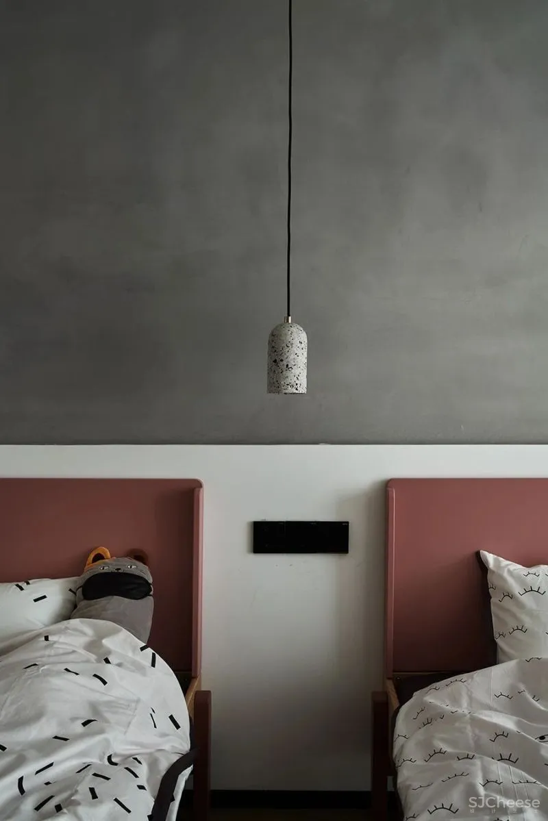 看完暗黑系工业风,其它风都“过时”了?