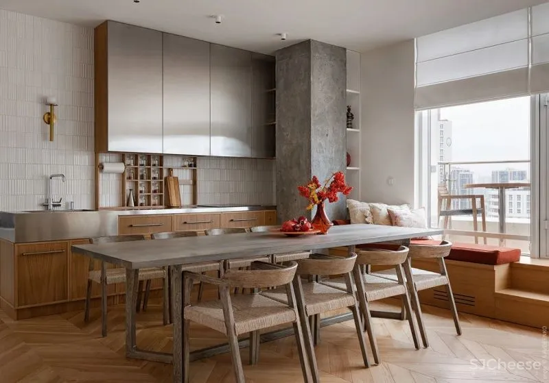 大户型下的浓郁枫叶红,留存满室的明朗光泽!