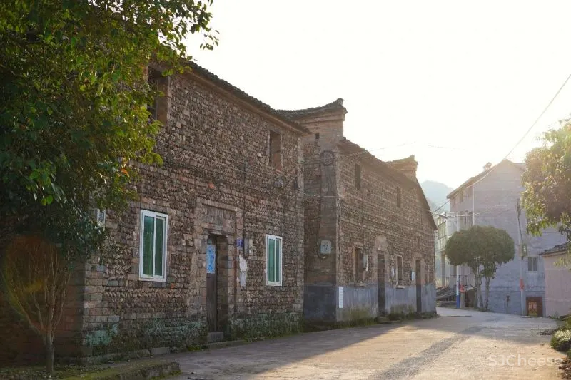 独家首发!江浙沪超野奢摩洛哥风情民宿,面朝湖泊坐拥田园,开业就吸引爆火综艺来录制!