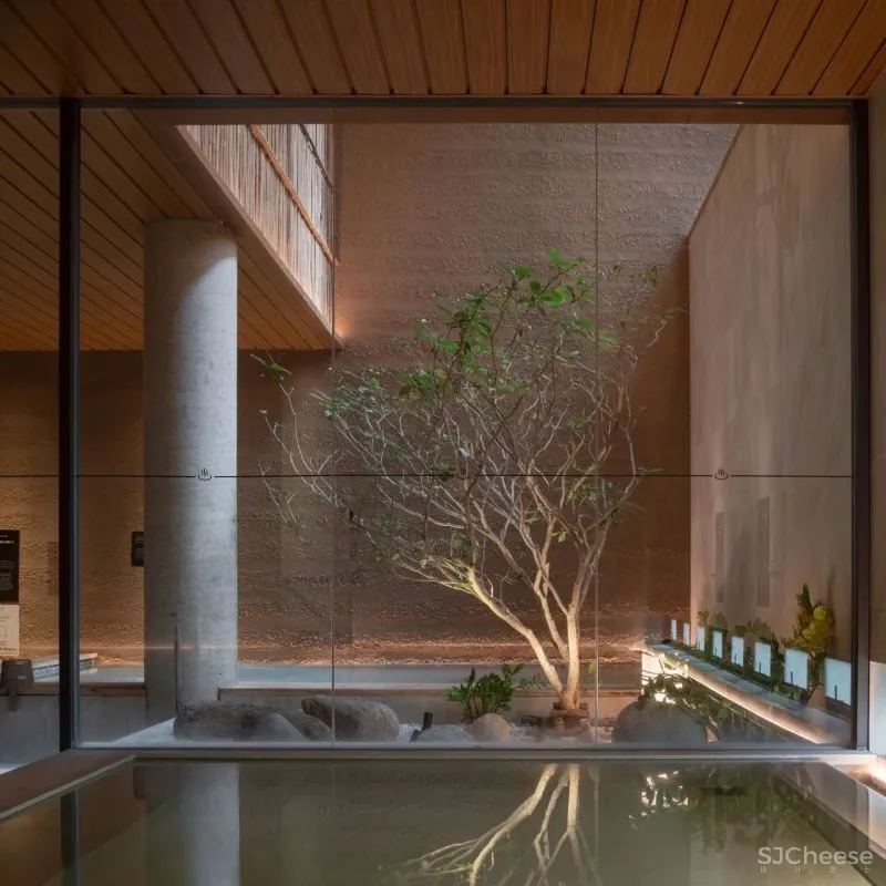 曼谷极简主义的日本美学设计闹市温泉