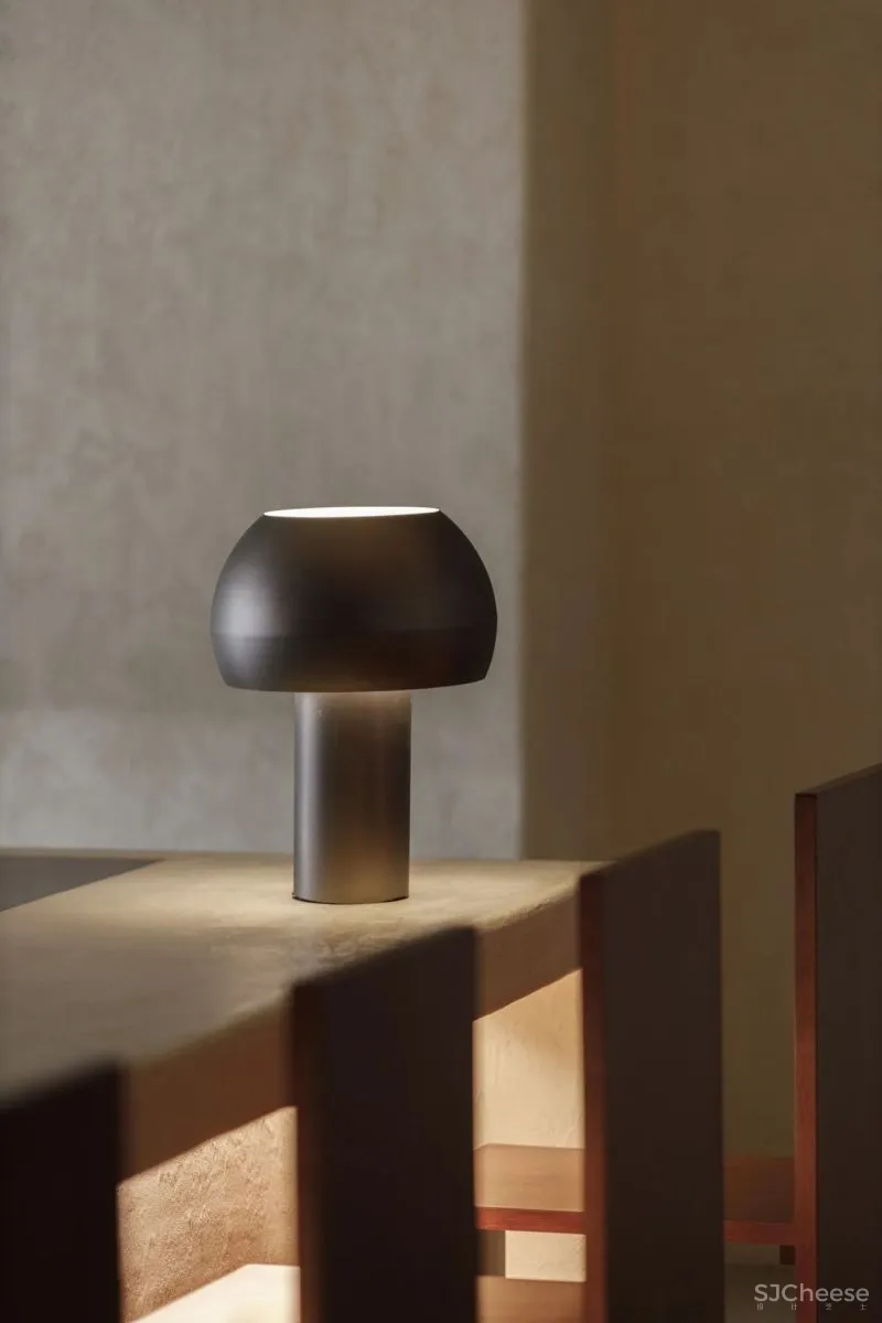 STORY ZOOMCAFE：神性的日常