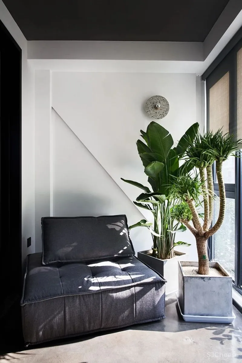 看完暗黑系工业风,其它风都“过时”了?