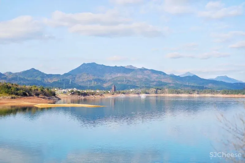 独家首发!江浙沪超野奢摩洛哥风情民宿,面朝湖泊坐拥田园,开业就吸引爆火综艺来录制!