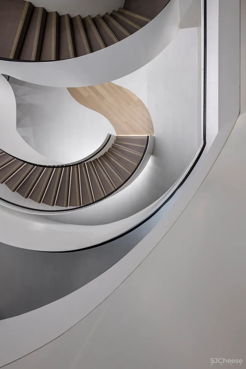 谢天 • 天梯景观|出繁入简,化情与理