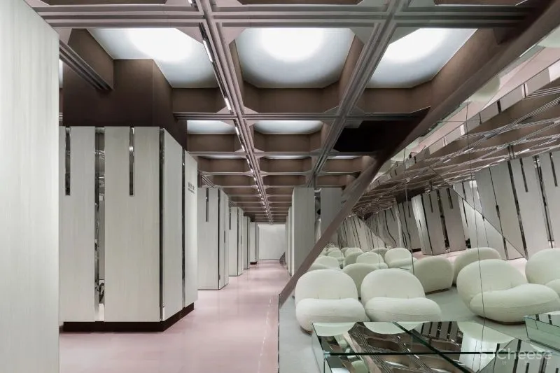 远离以展示为导向的零售：J1M5精品店，中国青岛