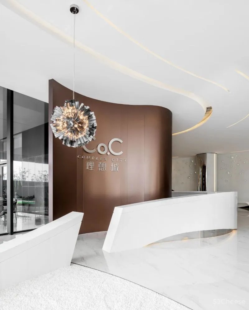 刘荣禄新作|生活艺术馆 「穿行宇宙的星际航母」