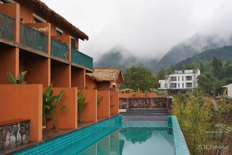 独家首发!江浙沪超野奢摩洛哥风情民宿,面朝湖泊坐拥田园,开业就吸引爆火综艺来录制!