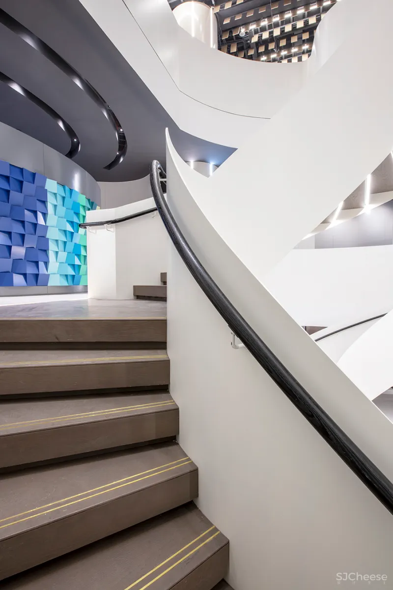 谢天 • 天梯景观|出繁入简,化情与理