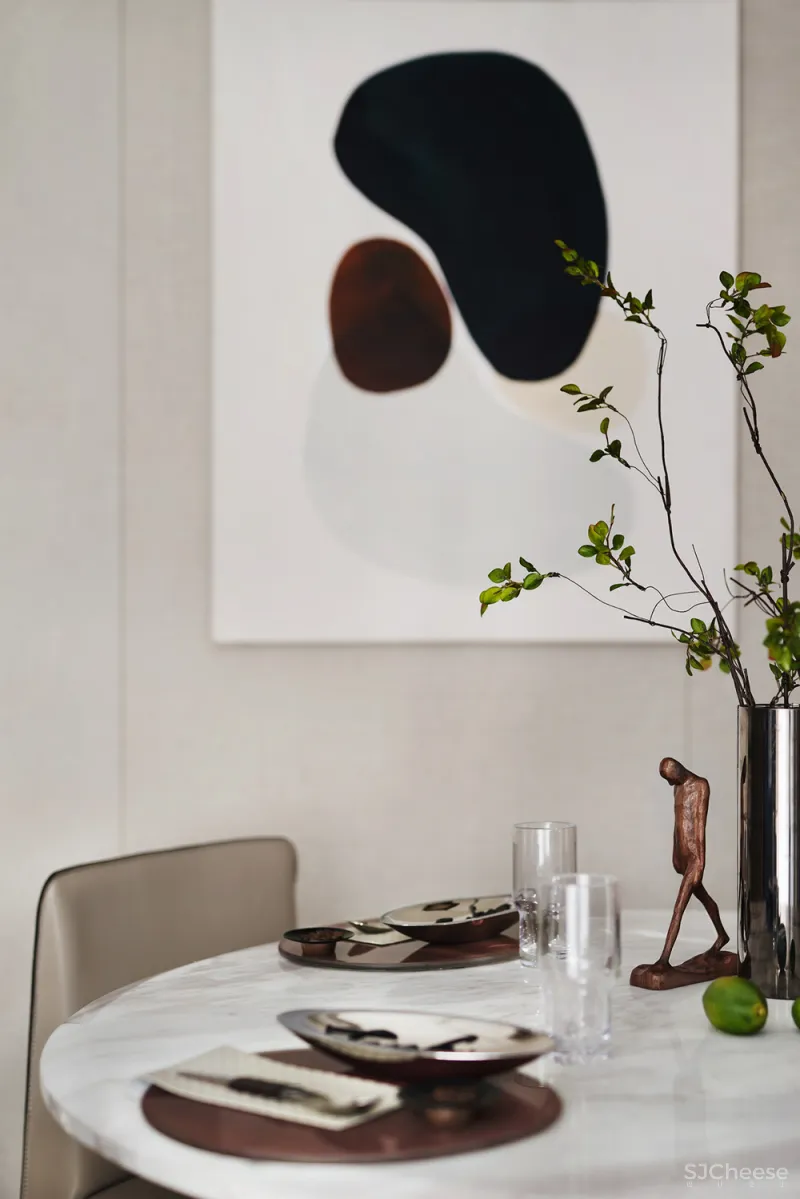 LESTYLE 乐尚设计:254㎡艺术住宅,家的鎏金光影!