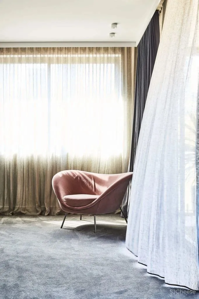 Alexandra Brown 新作 当代折衷主义美学