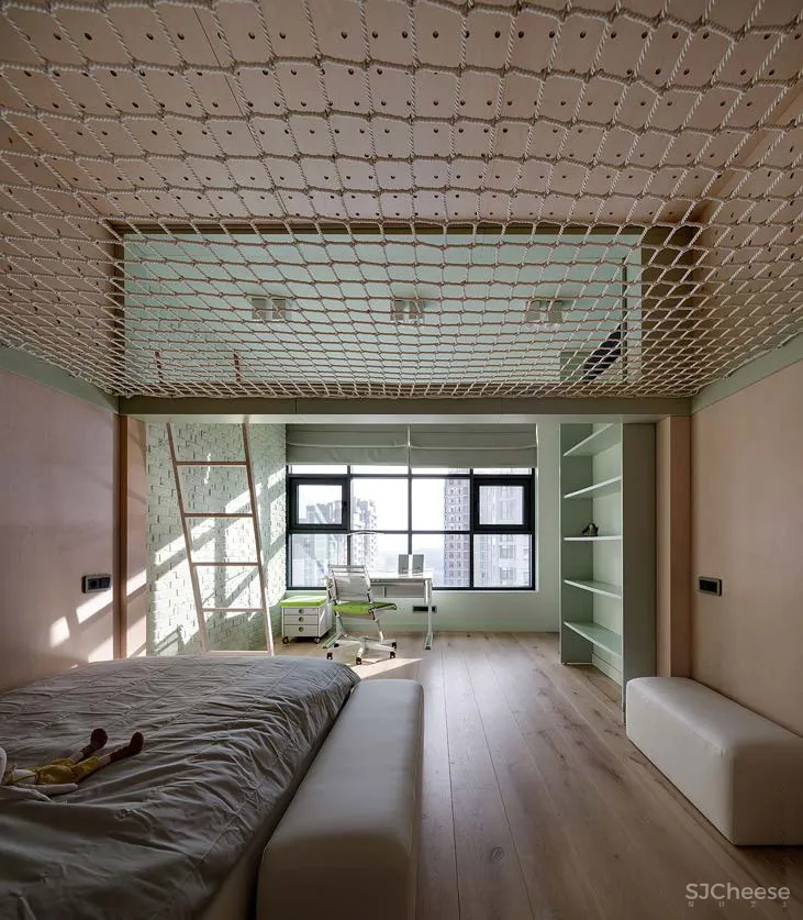 低调轻雅的顶层复式，住出另一种豪宅范！