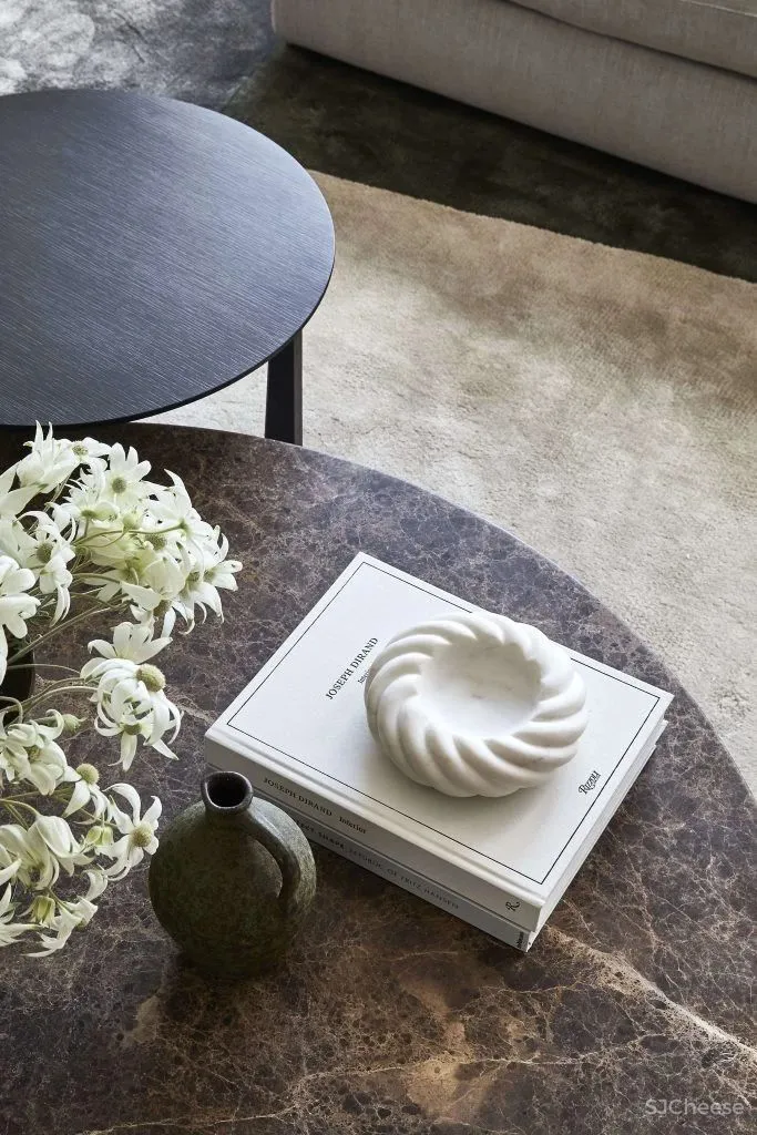 Alexandra Brown 新作 当代折衷主义美学