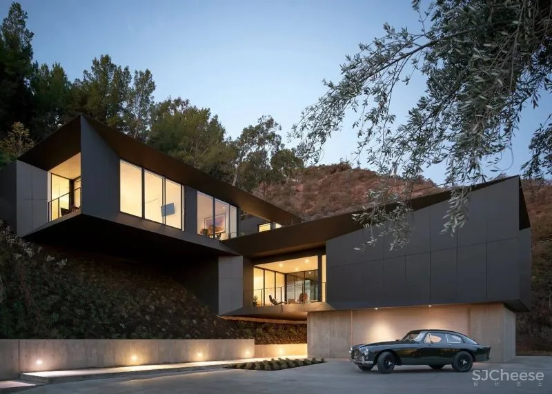 390㎡豪宅 ，狂拿了11个国际设计奖