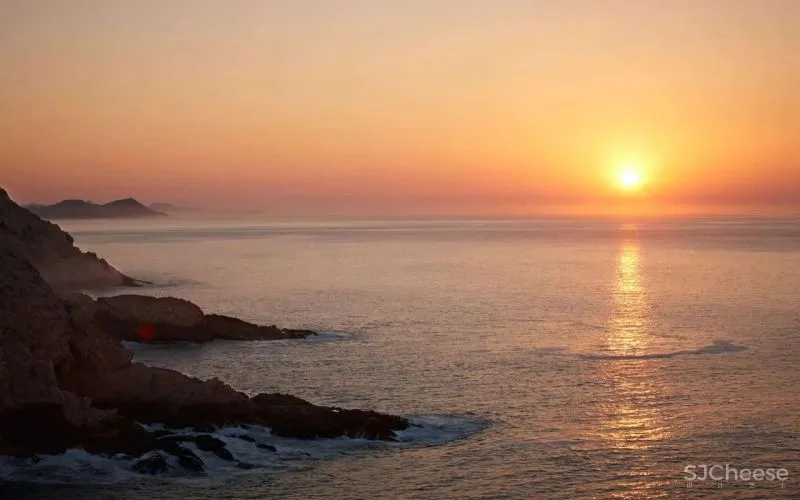 蒙太奇洛斯卡沃斯酒店