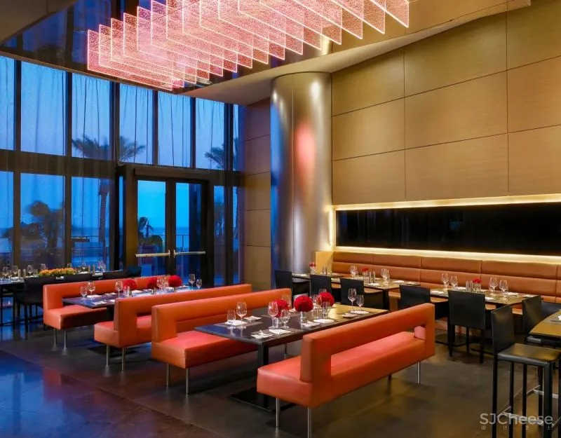 全球唯一保时捷豪宅大楼,跑车直接开进去