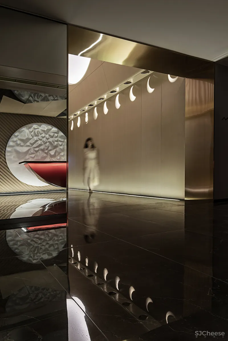 刘万彬 • 云游|云升月起,倦鸟归,梦境生